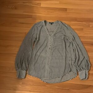 Express houndstooth shirt size M